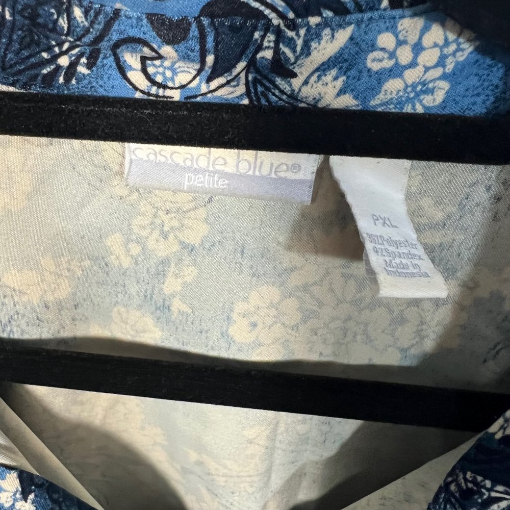 Cascade Blue Petite Blue & Cream Floral Paisley Print Long Sleeve Button Down - Picture 4 of 5